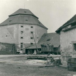 hubenov1889-1993 10