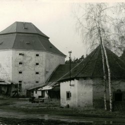 hubenov-lide 13
